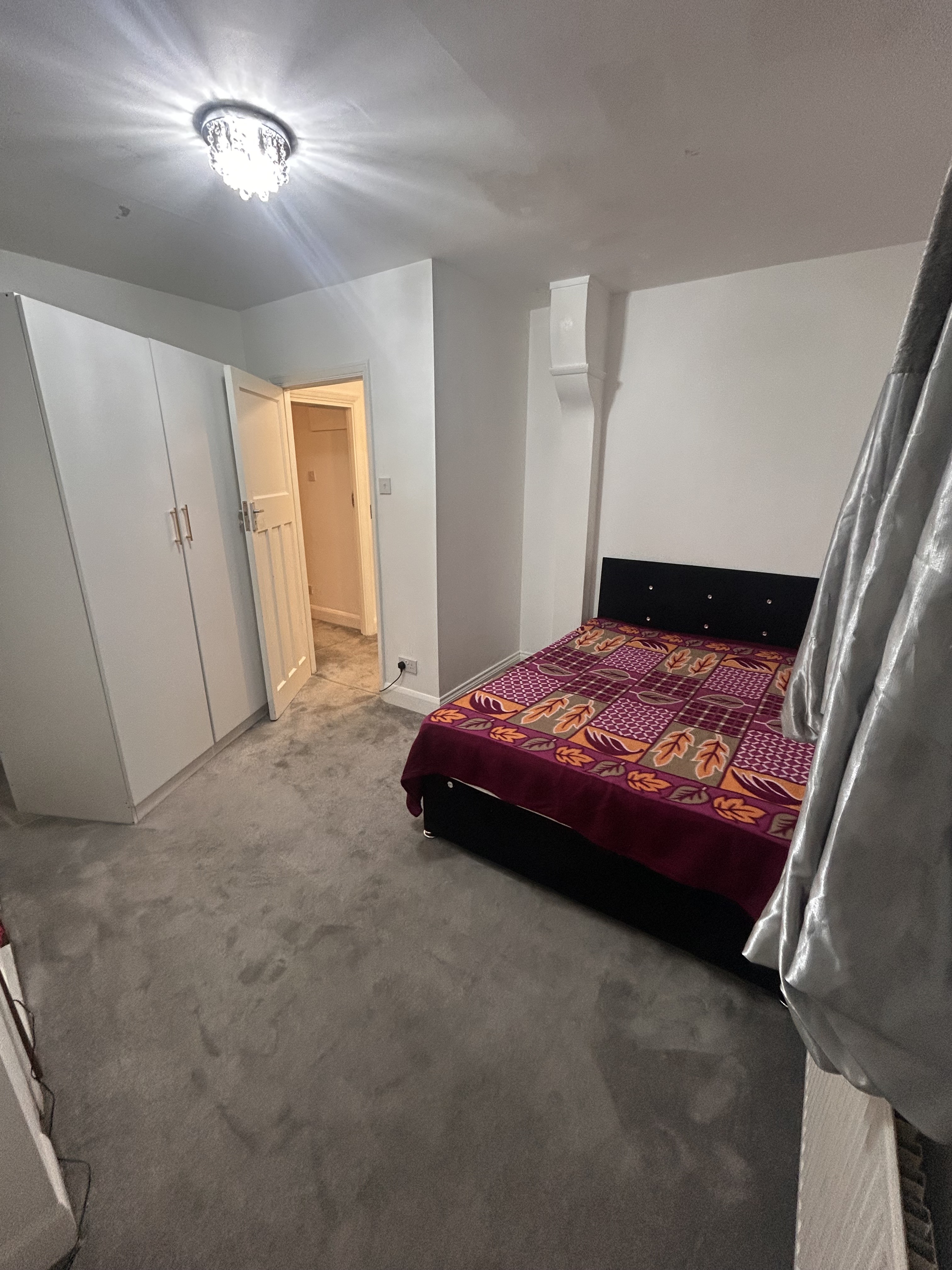 2 double bedrooms to rent in Hounslow, London — photo 4