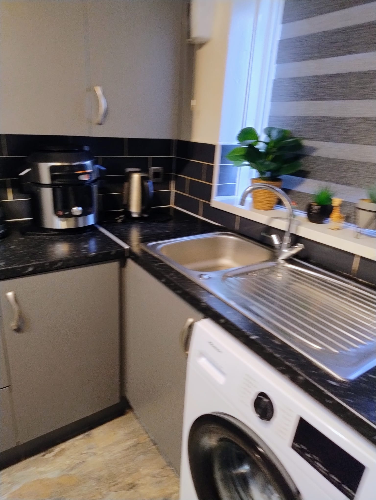 3 bed room Hyde for swap in Stockport, London — photo 13