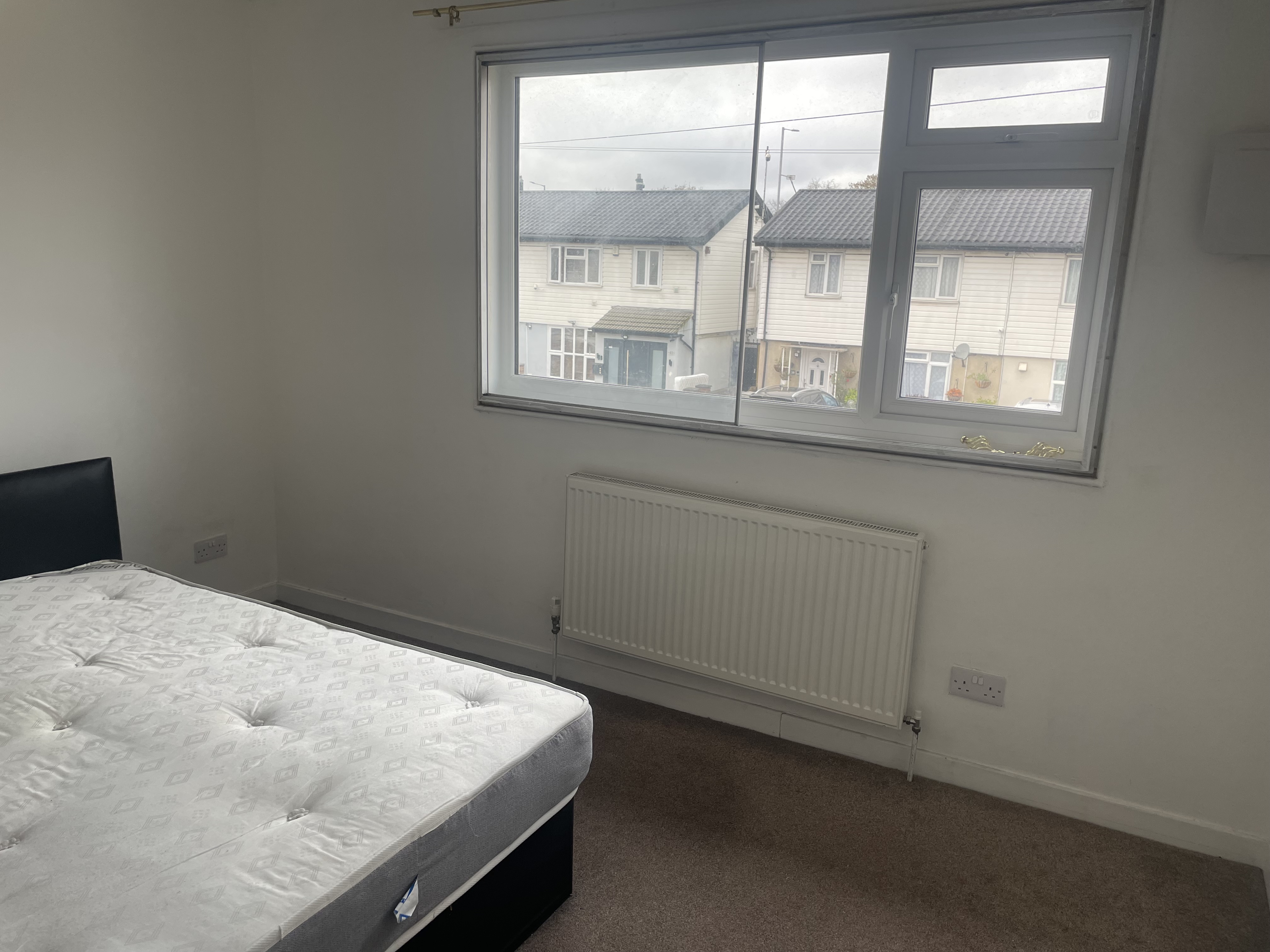 Double Bedroom to rent in London — photo 4