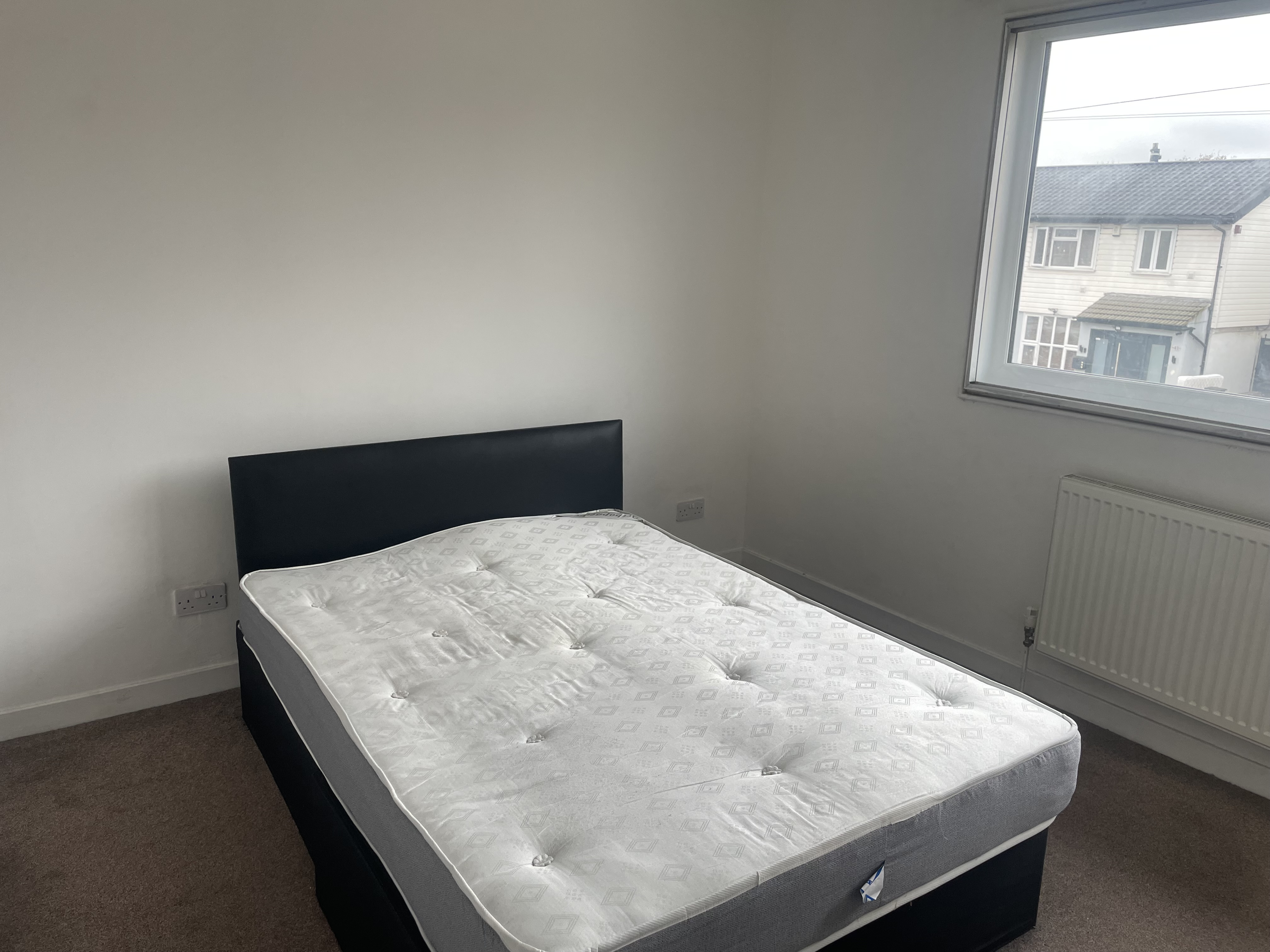 Double Bedroom to rent in London — photo 5